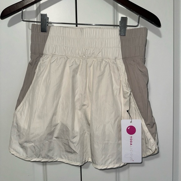 Yogalicious Pants - Yogalicious Radiant Color Block Bailey Skort NWT XS 48$ Retail